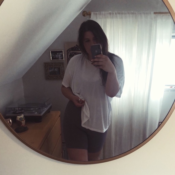 Meet The Posher - Picture 2 of 4